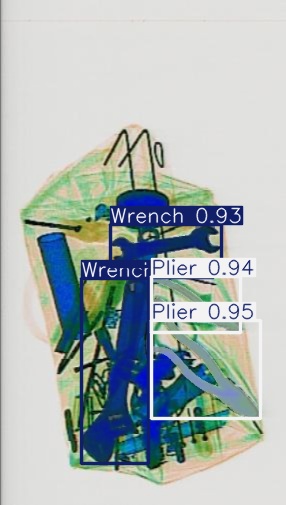 Detection preview by Segmentatation_v8_medium_train_250