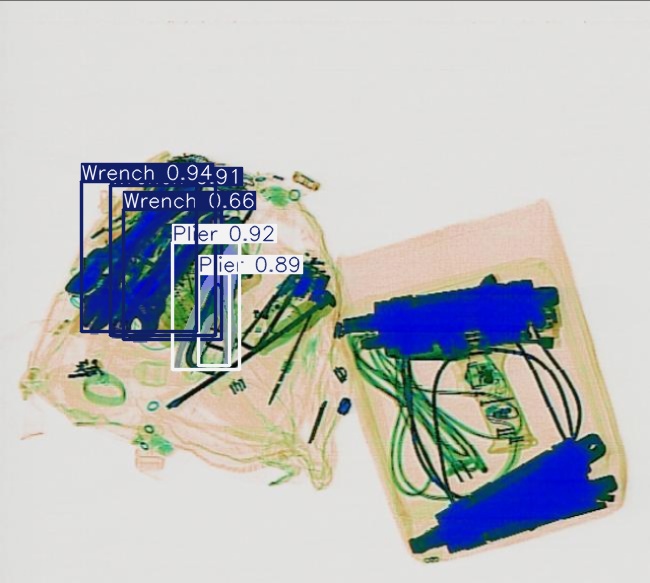 Detection preview by Segmentatation_v8_medium_train_250