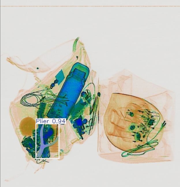 Detection preview by Segmentatation_v8_medium_train_250