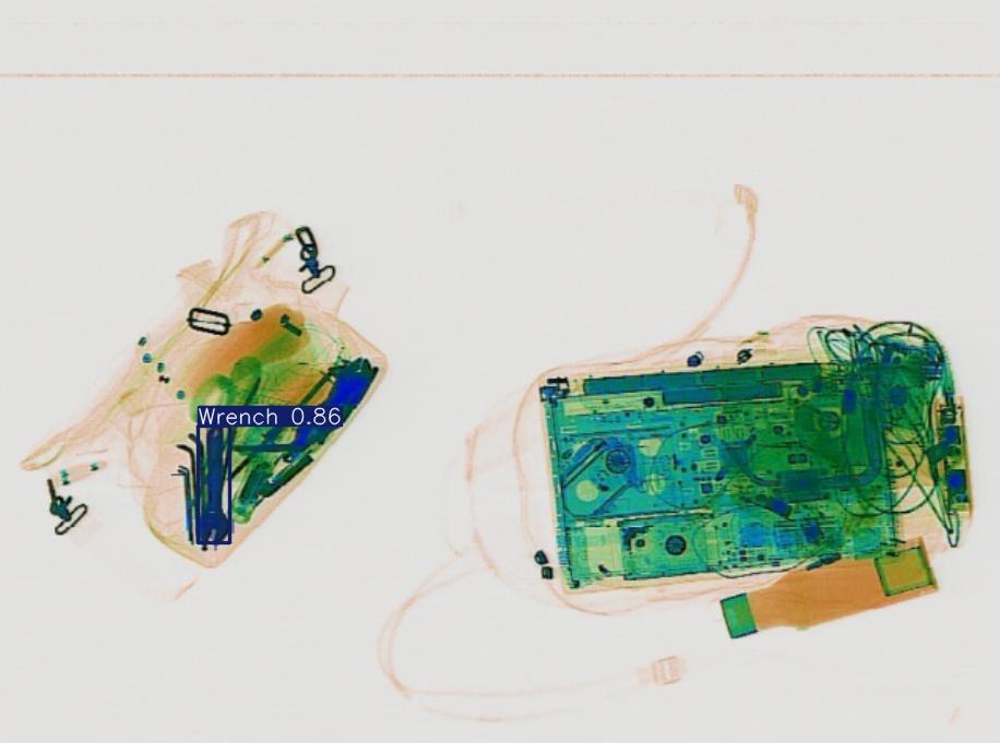 Detection preview by Segmentatation_v8_medium_train_250