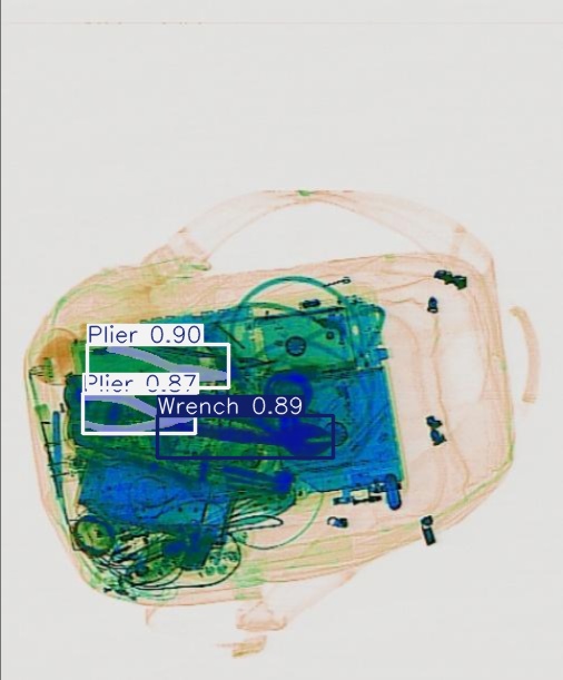 Detection preview by Segmentatation_v8_medium_train_250