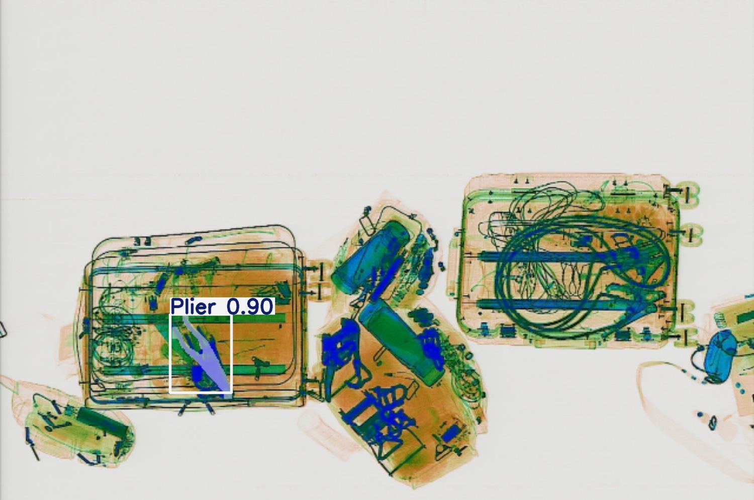 Detection preview by Segmentatation_v8_medium_train_250