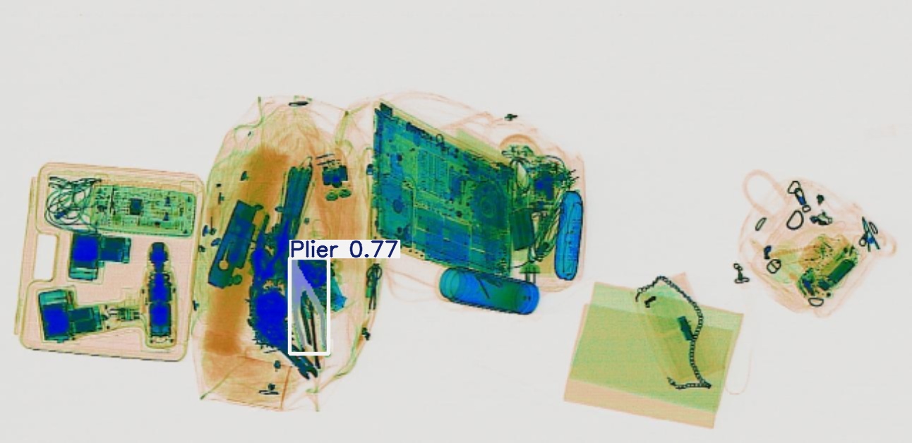 Detection preview by Segmentatation_v8_medium_train_250