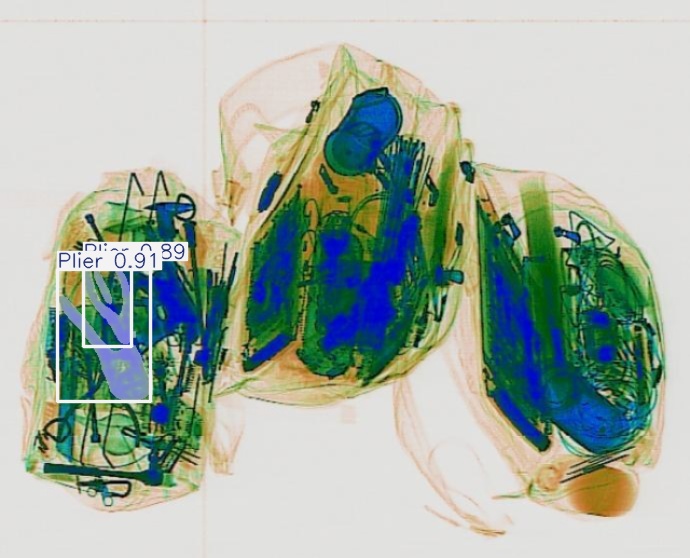 Detection preview by Segmentatation_v8_medium_train_250