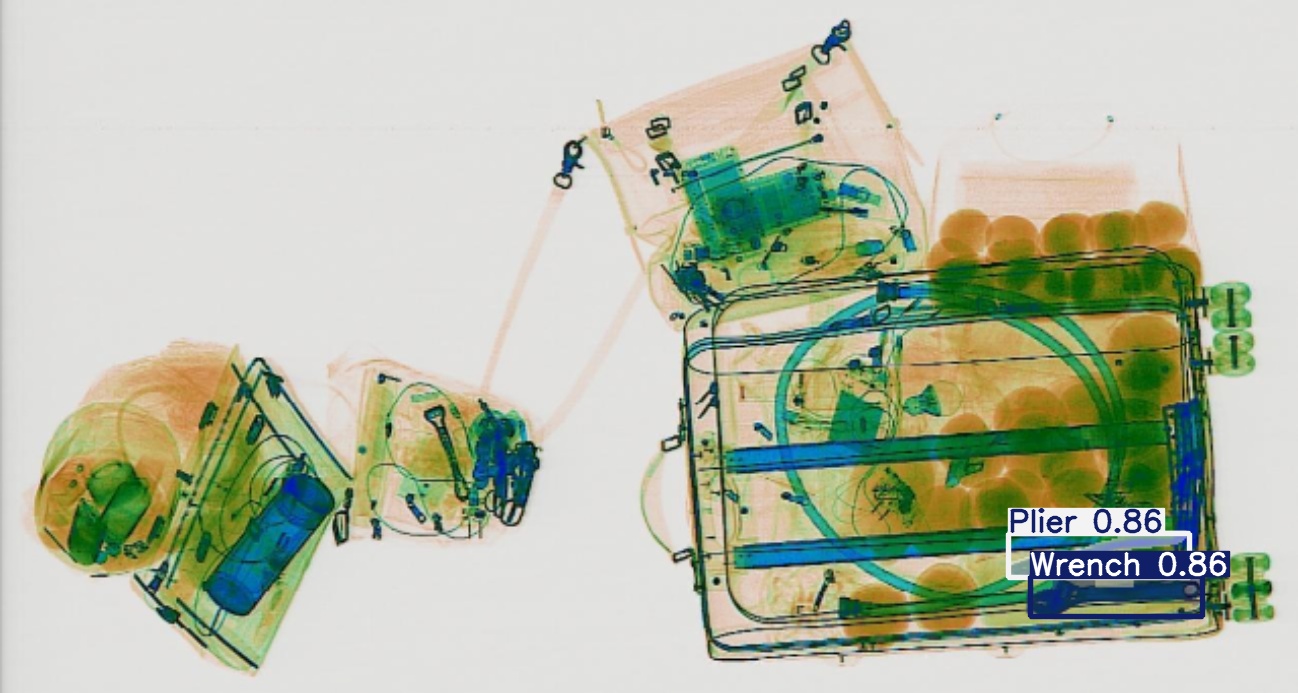 Detection preview by Segmentatation_v8_medium_train_250