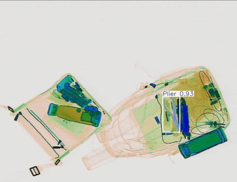 Detection preview by Segmentatation_v8_medium_train_250