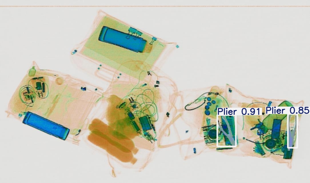 Detection preview by Segmentatation_v8_medium_train_250