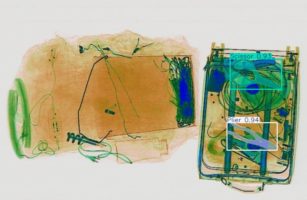 Detection preview by Segmentatation_v8_medium_train_250