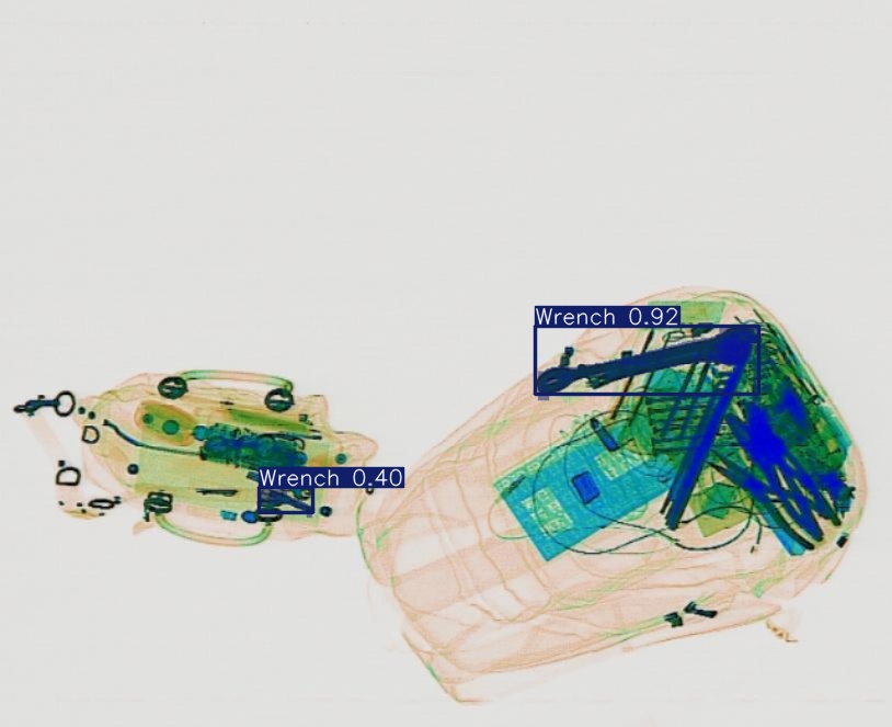 Detection preview by Segmentatation_v8_medium_train_250