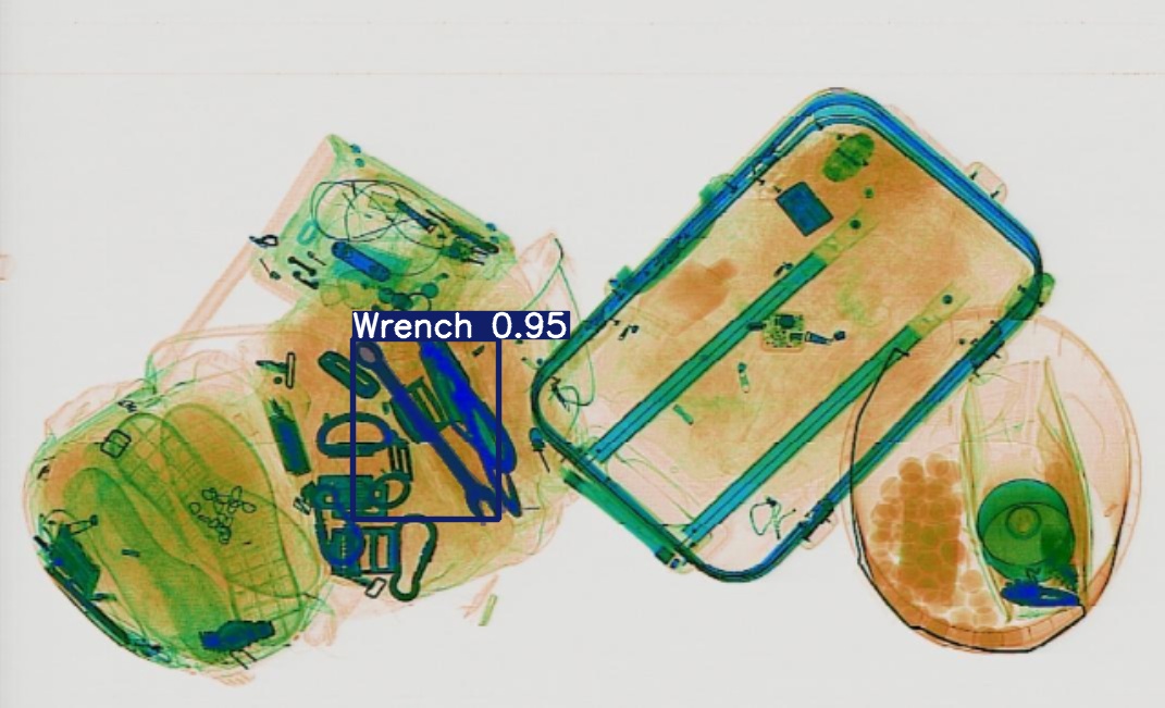 Detection preview by Segmentatation_v8_medium_train_250