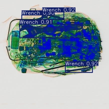 Detection preview by Segmentatation_v8_medium_train_250