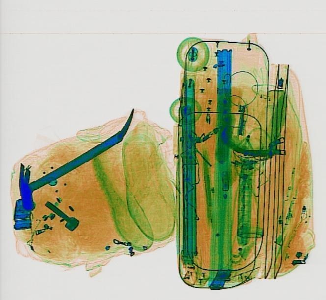 Detection preview by Segmentatation_v8_medium_train_250