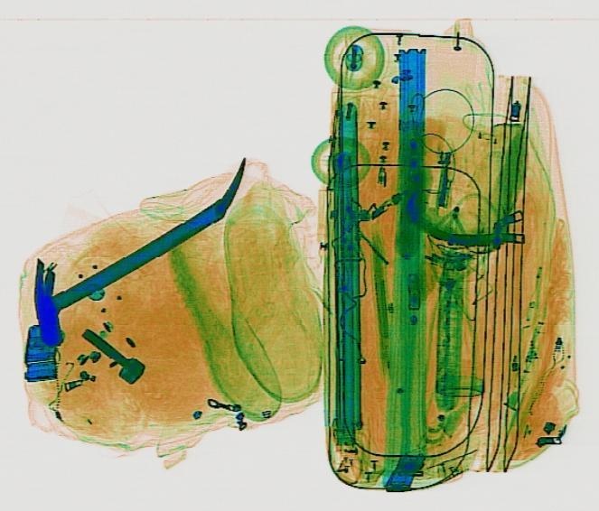 Detection preview by Segmentatation_v8_medium_train_250