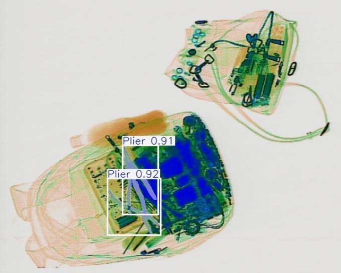 Detection preview by Segmentatation_v8_medium_train_250