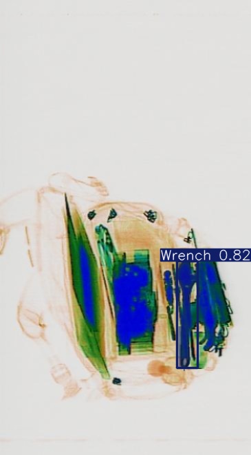 Detection preview by Segmentatation_v8_medium_train_250