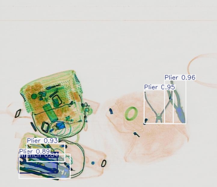 Detection preview by Segmentatation_v8_medium_train_250