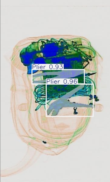 Detection preview by Segmentatation_v8_medium_train_250