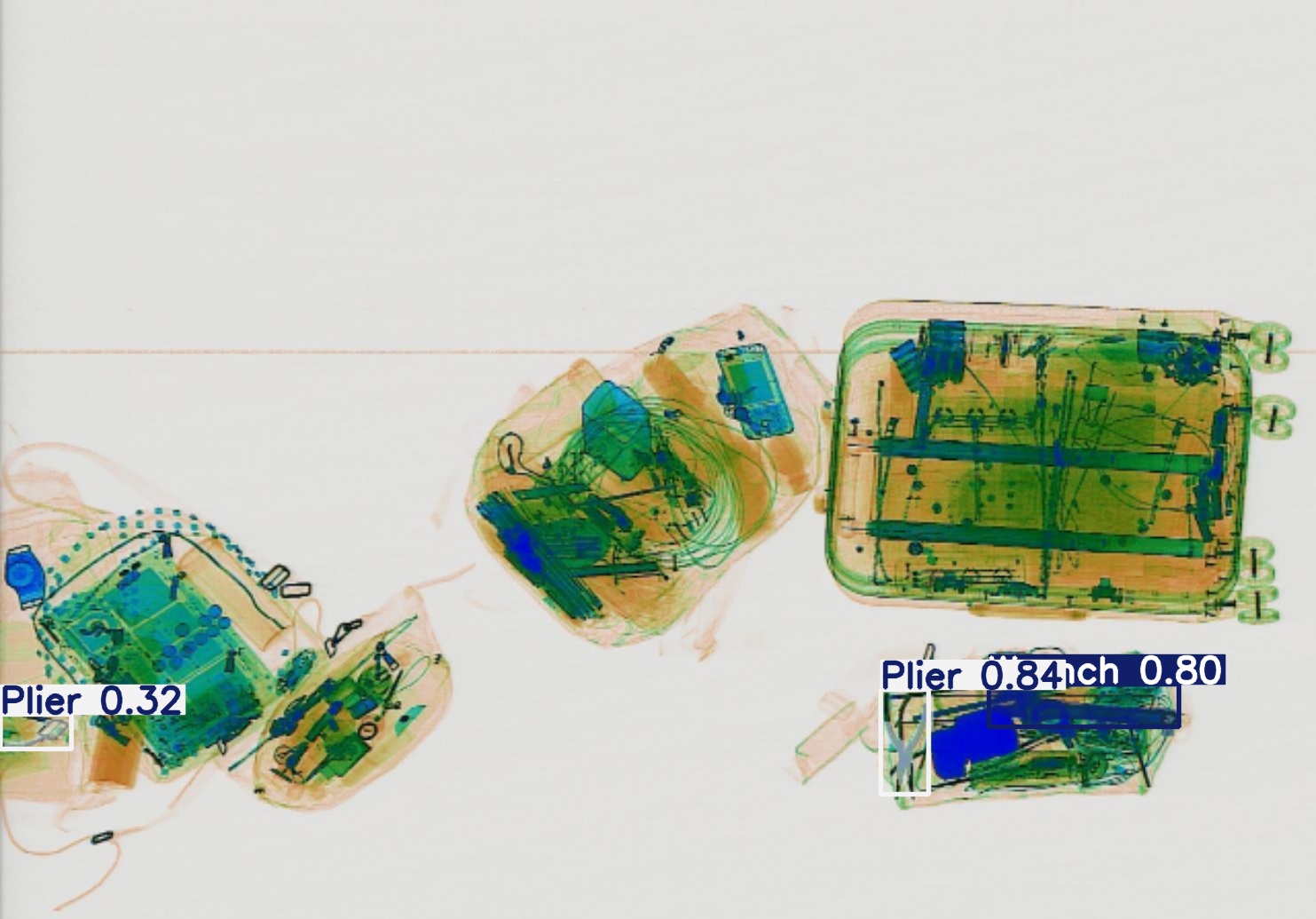 Detection preview by Segmentatation_v8_medium_train_250