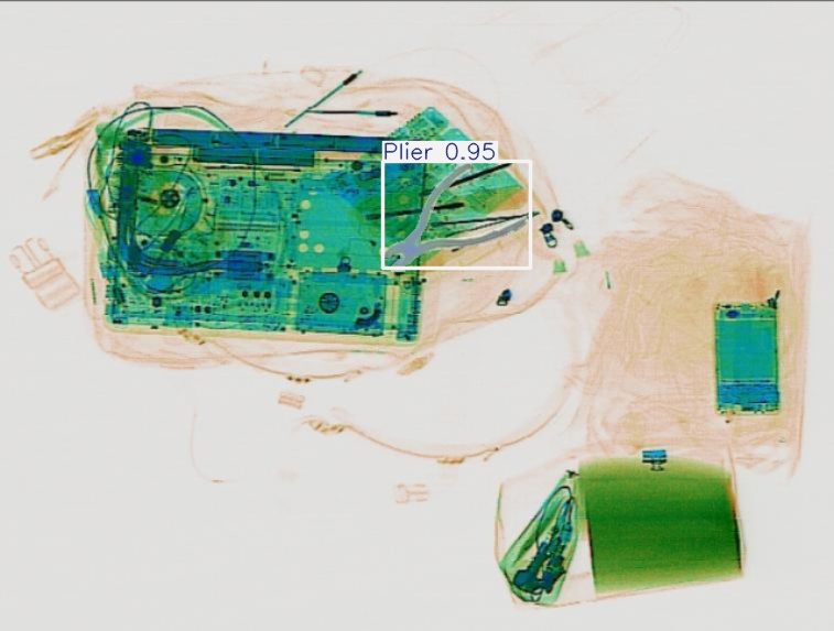 Detection preview by Segmentatation_v8_medium_train_250