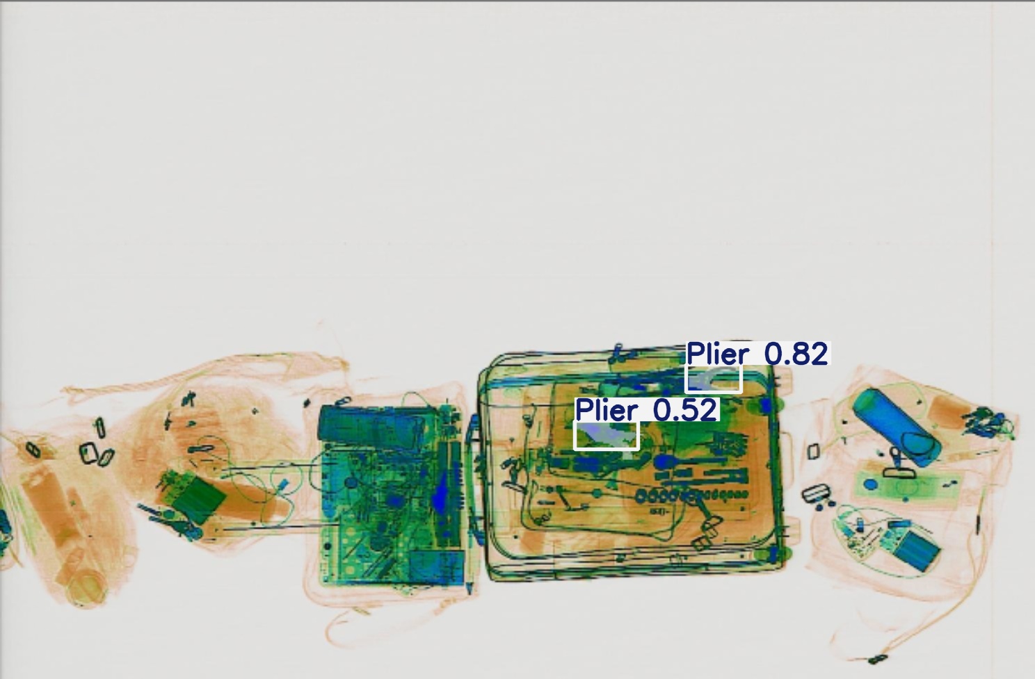 Detection preview by Segmentatation_v8_medium_train_250