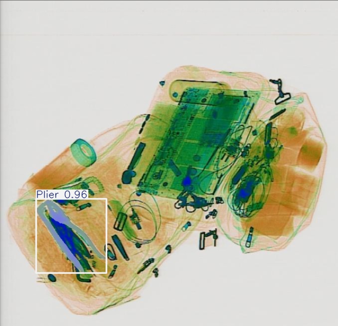 Detection preview by Segmentatation_v8_medium_train_250