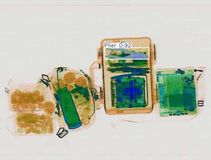 Detection preview by Segmentatation_v8_medium_train_250