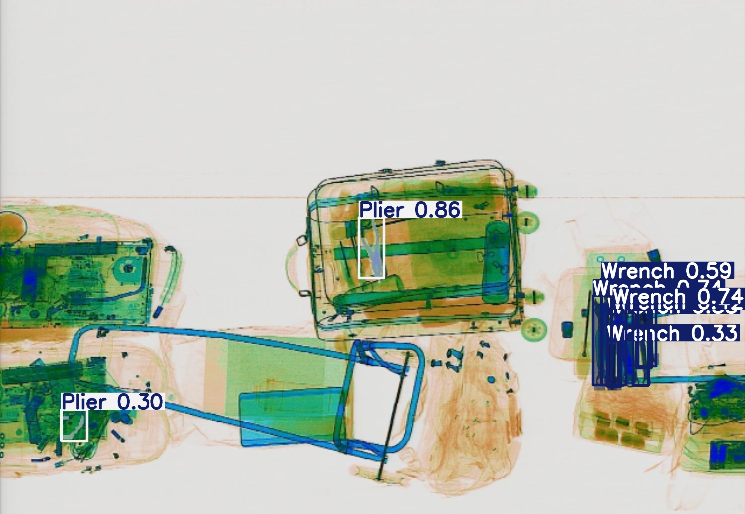 Detection preview by Segmentatation_v8_medium_train_250