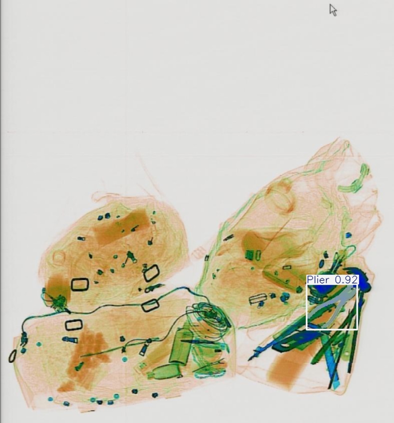 Detection preview by Segmentatation_v8_medium_train_250