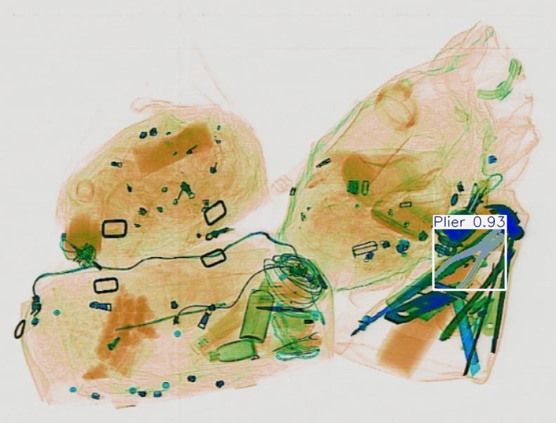 Detection preview by Segmentatation_v8_medium_train_250