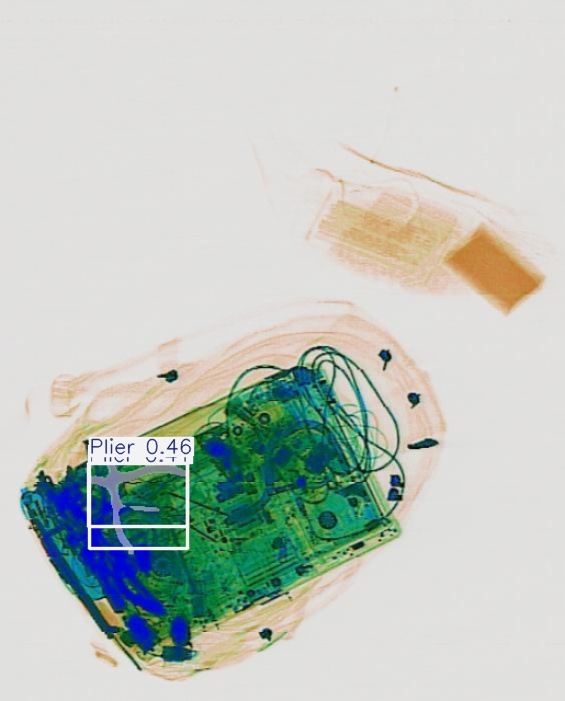 Detection preview by Segmentatation_v8_medium_train_250