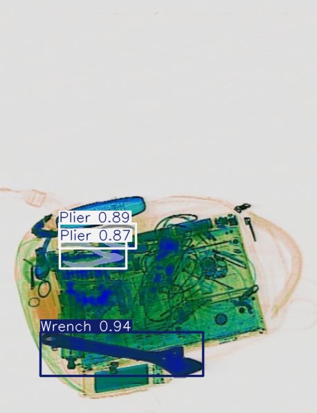 Detection preview by Segmentatation_v8_medium_train_250