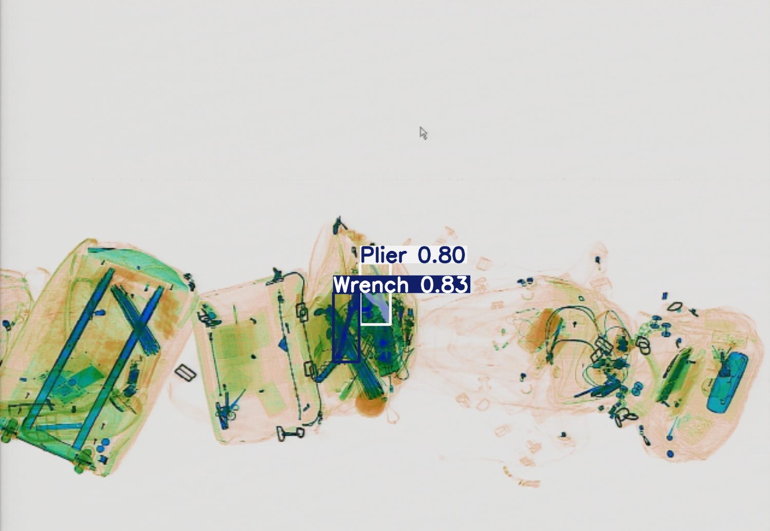 Detection preview by Segmentatation_v8_medium_train_250