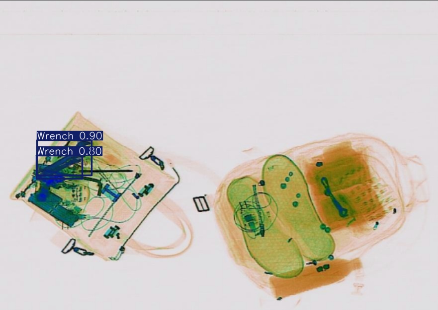 Detection preview by Segmentatation_v8_medium_train_250