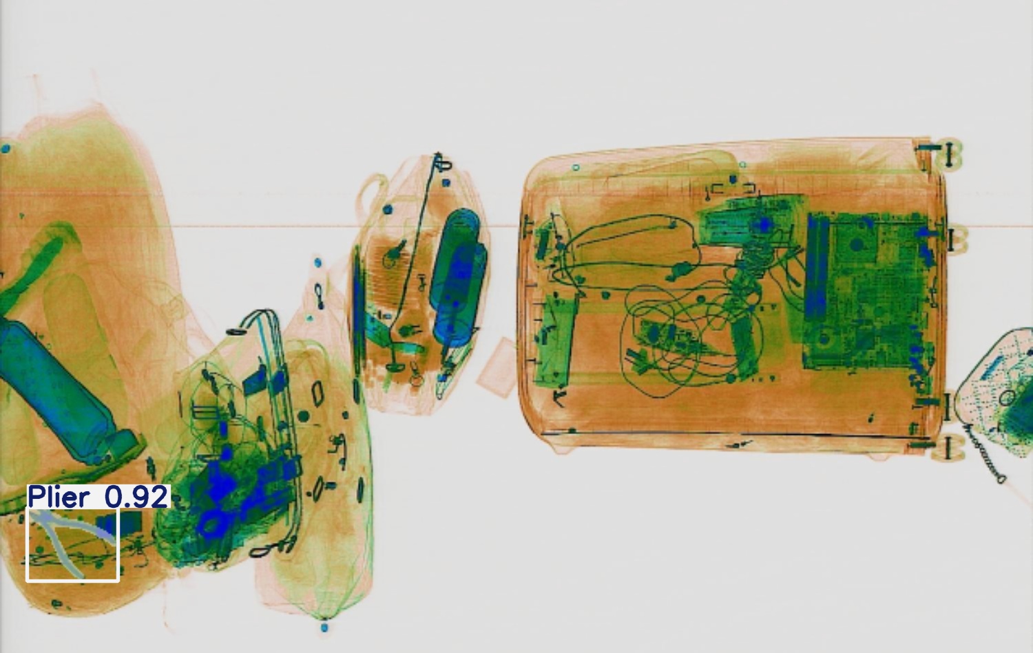 Detection preview by Segmentatation_v8_medium_train_250