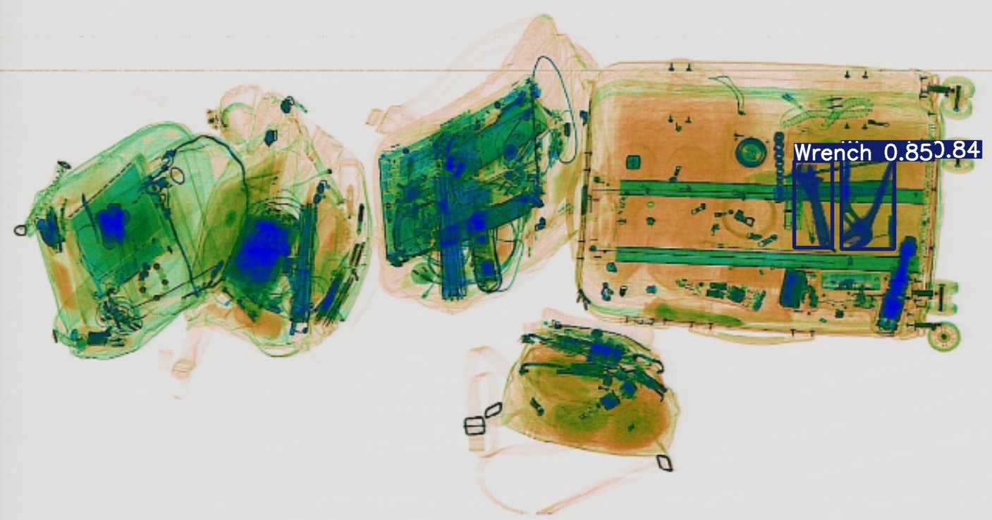 Detection preview by Segmentatation_v8_medium_train_250