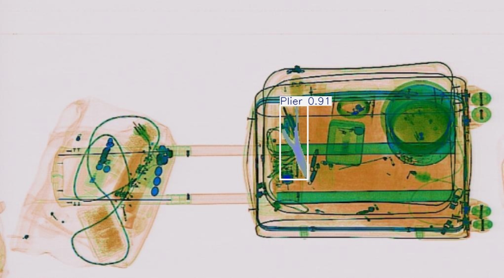 Detection preview by Segmentatation_v8_medium_train_250