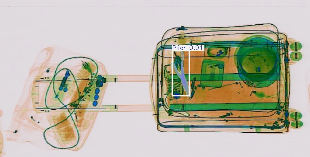 Detection preview by Segmentatation_v8_medium_train_250