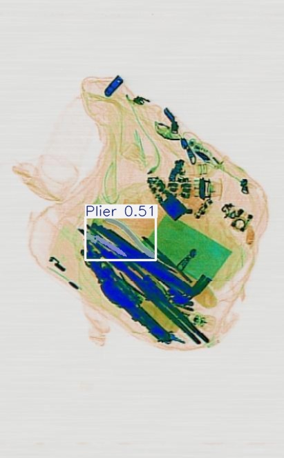 Detection preview by Segmentatation_v8_medium_train_250