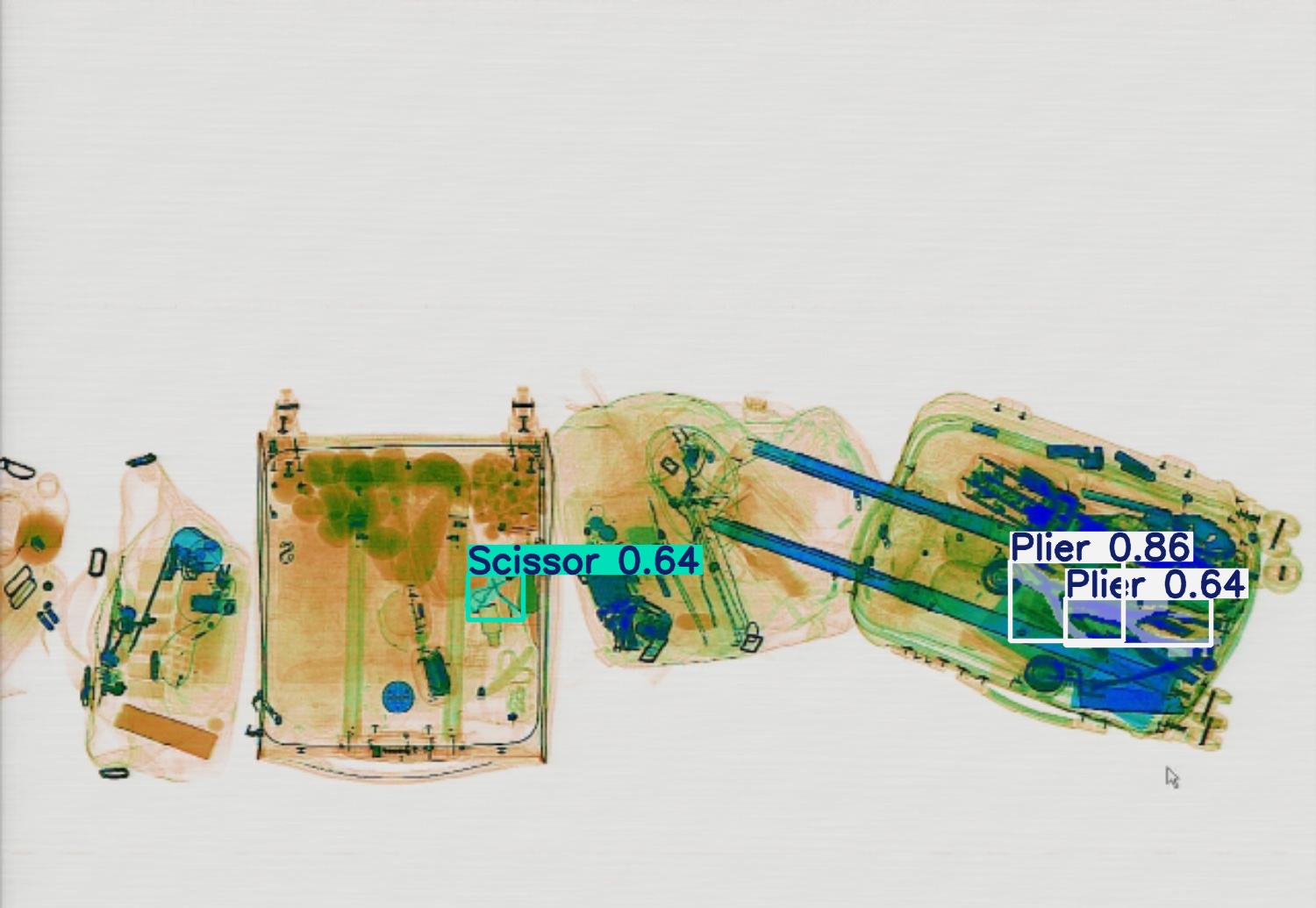 Detection preview by Segmentatation_v8_medium_train_250