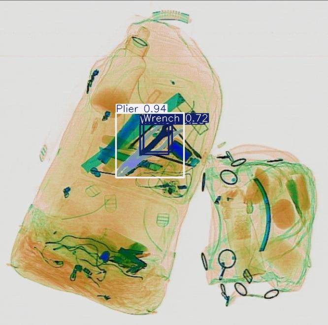 Detection preview by Segmentatation_v8_medium_train_250