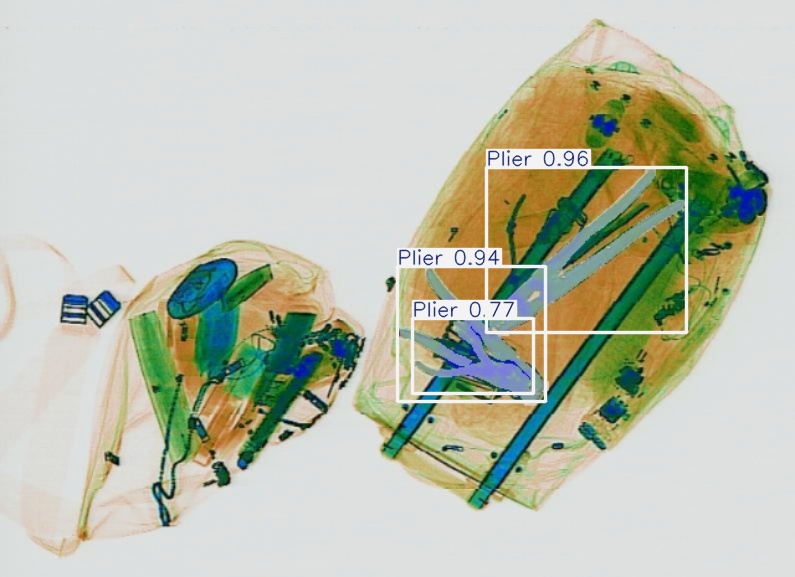 Detection preview by Segmentatation_v8_medium_train_250