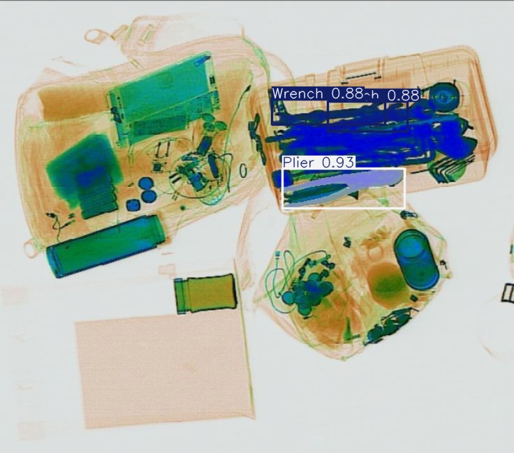 Detection preview by Segmentatation_v8_medium_train_250