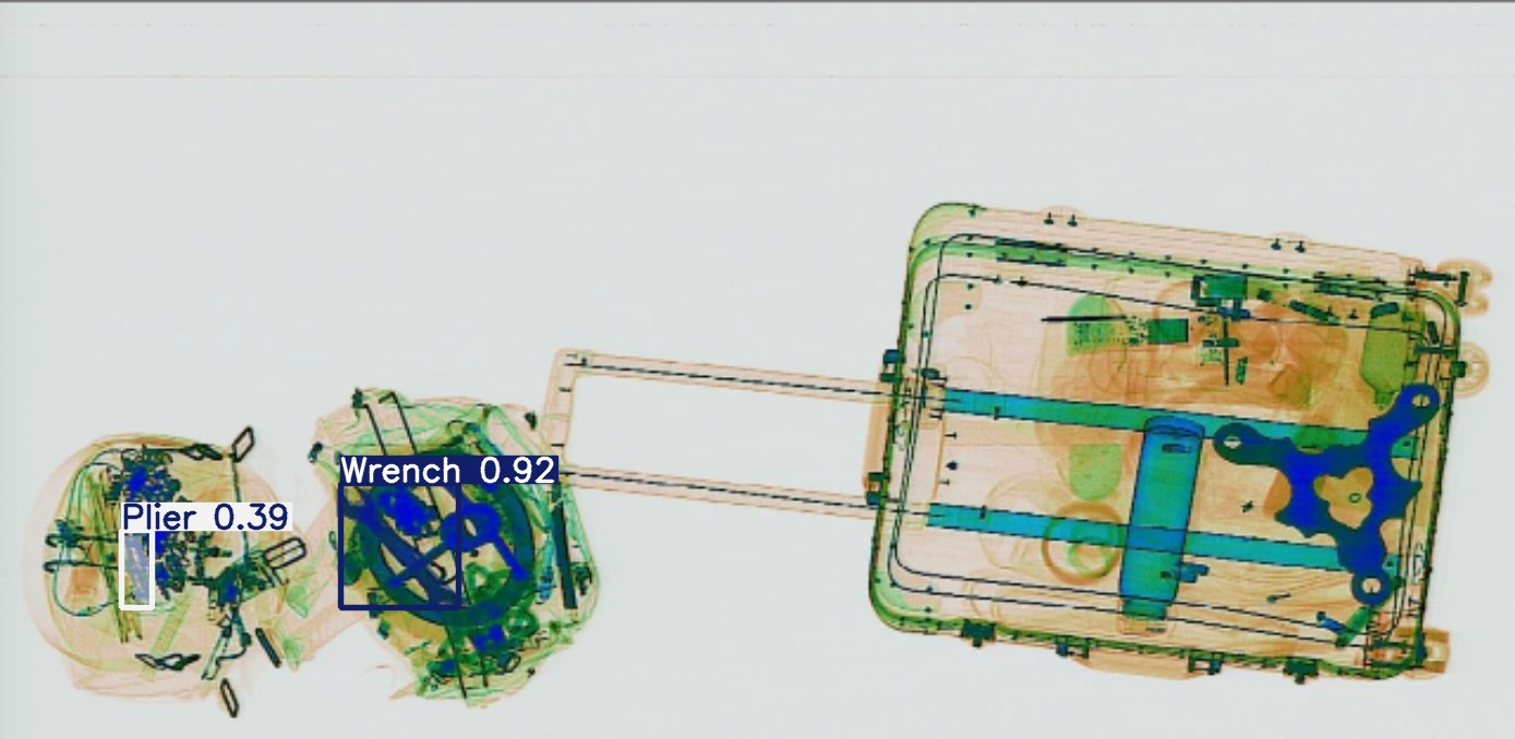 Detection preview by Segmentatation_v8_medium_train_250
