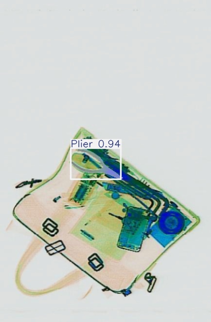 Detection preview by Segmentatation_v8_medium_train_250