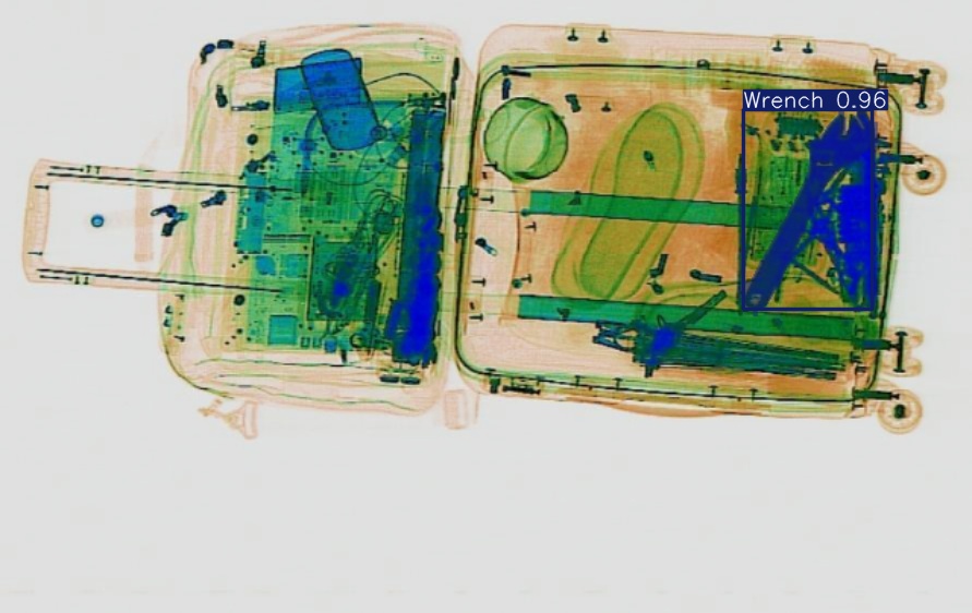 Detection preview by Segmentatation_v8_medium_train_250