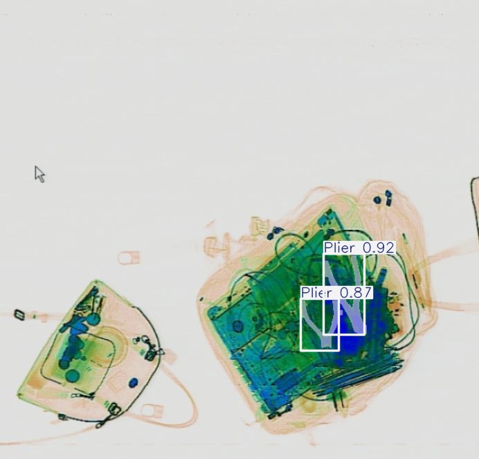 Detection preview by Segmentatation_v8_medium_train_250