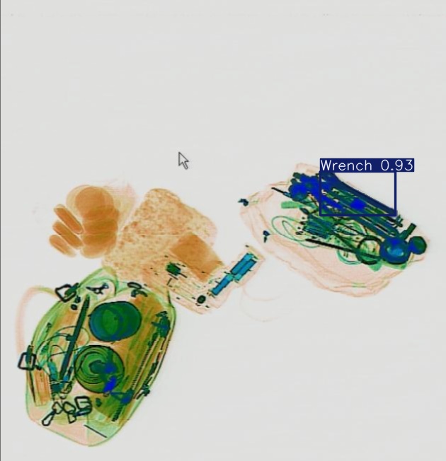 Detection preview by Segmentatation_v8_medium_train_250