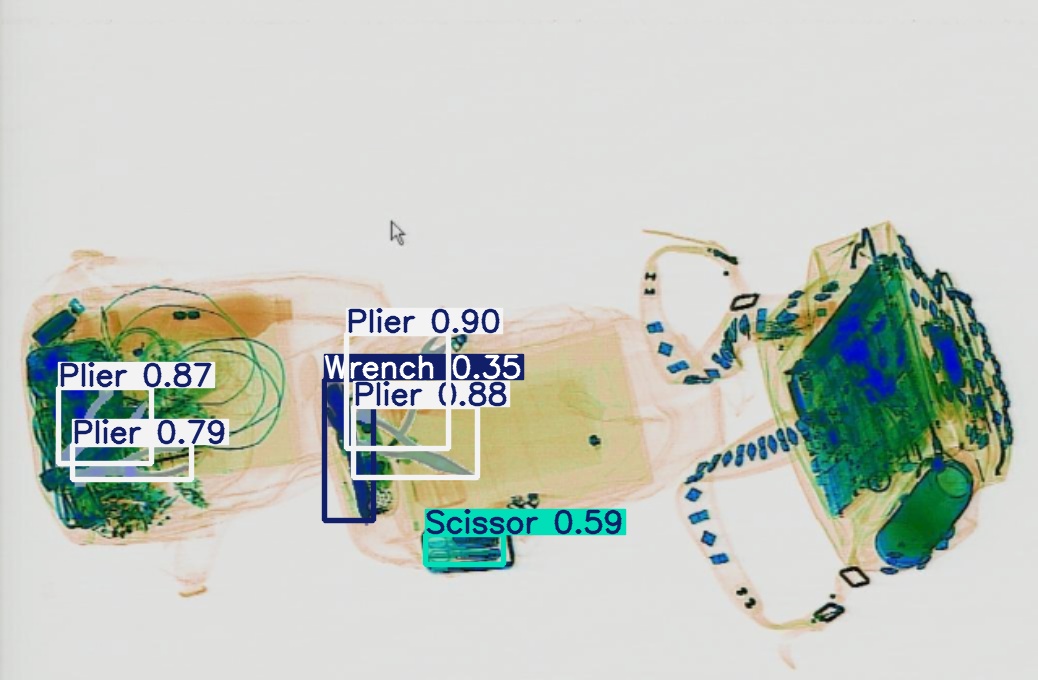 Detection preview by Segmentatation_v8_medium_train_250