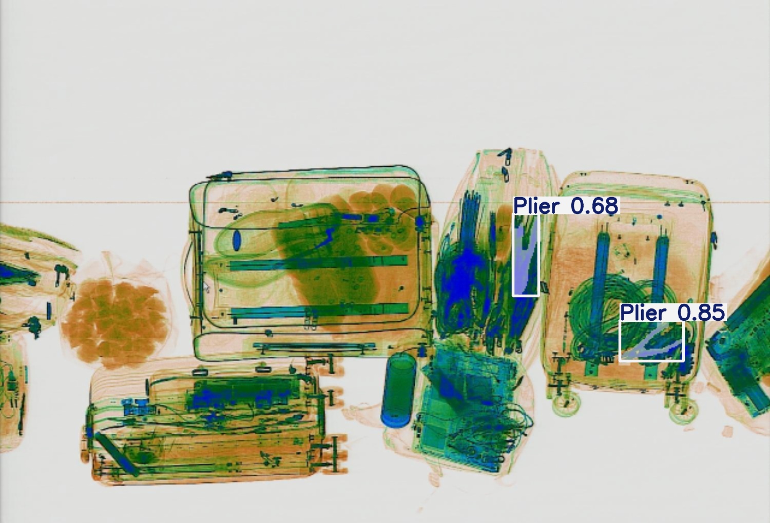 Detection preview by Segmentatation_v8_medium_train_250