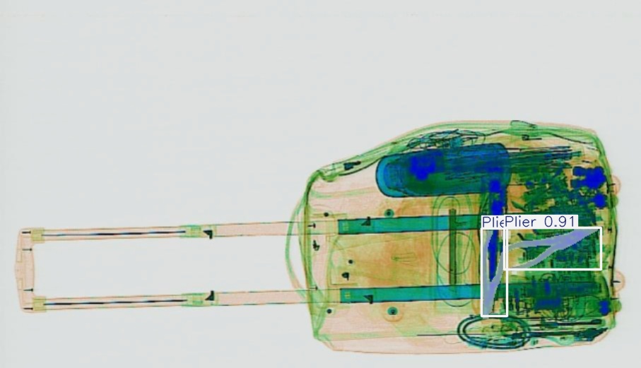 Detection preview by Segmentatation_v8_medium_train_250